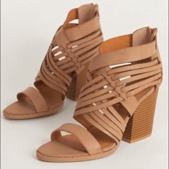 Daytrip Barnes Heeled Sandal Taupe Size 8.5 - Picture 8 of 8